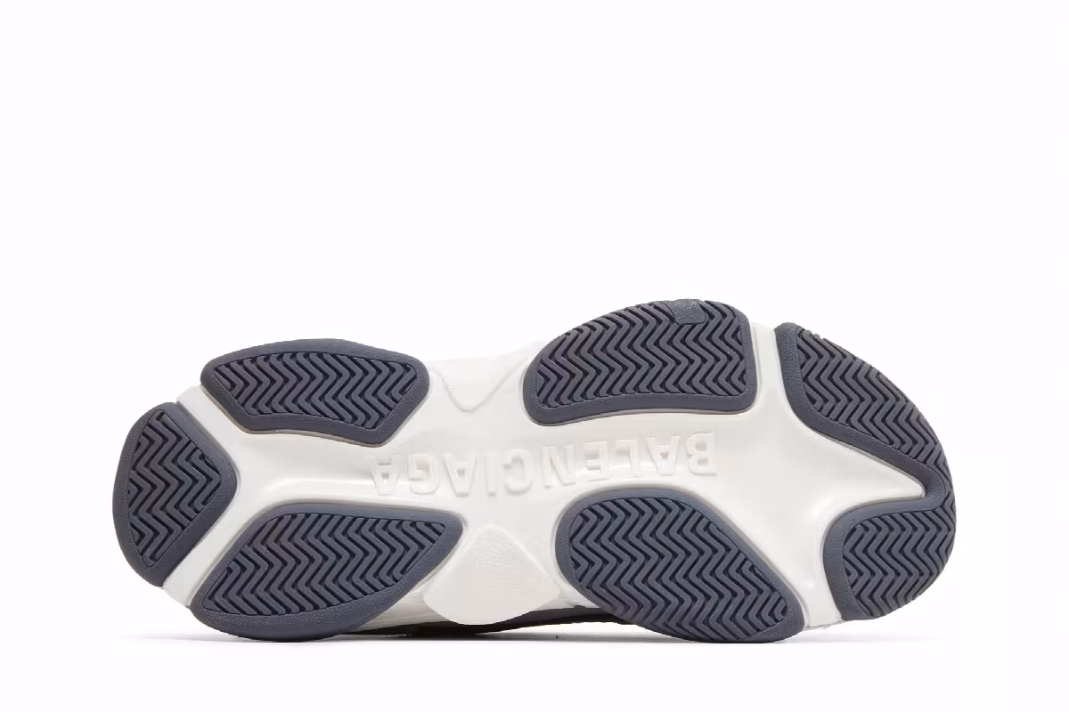 Balenciaga Triple S Sneaker Grey, view 5