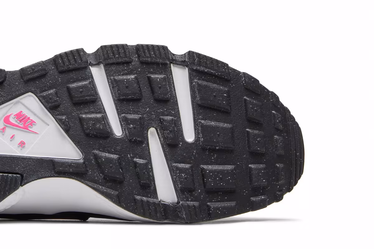 Nike Women's Air Huarache Run, view 6