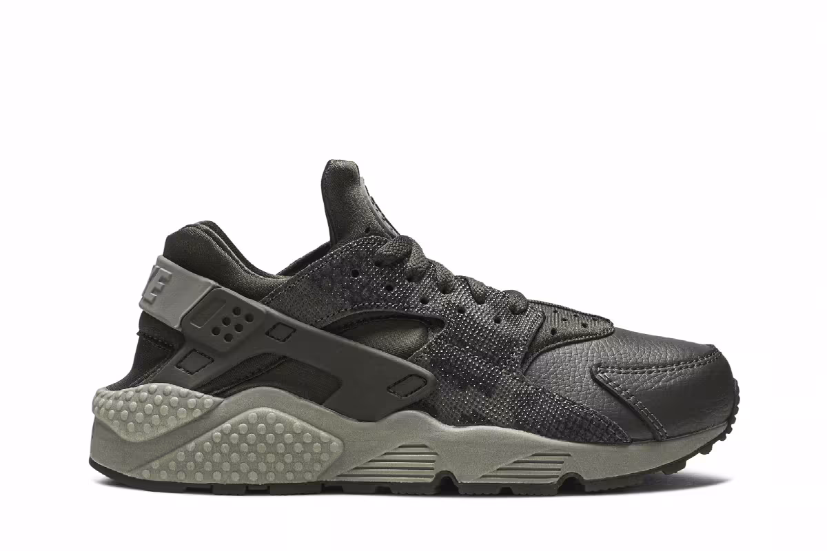 Nike Women's Air Huarache Run Premium Python, view 2