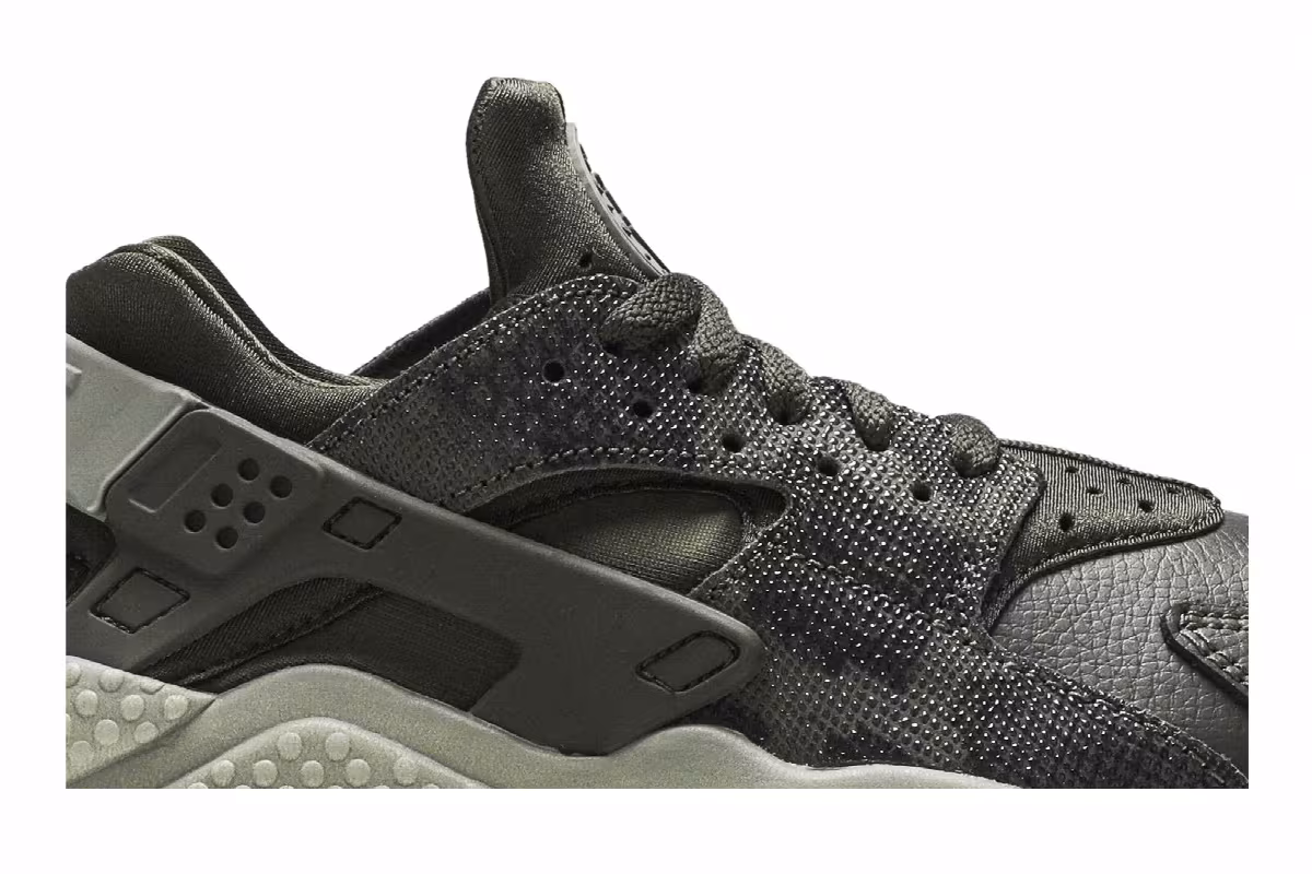 Nike Women's Air Huarache Run Premium Python, view 3