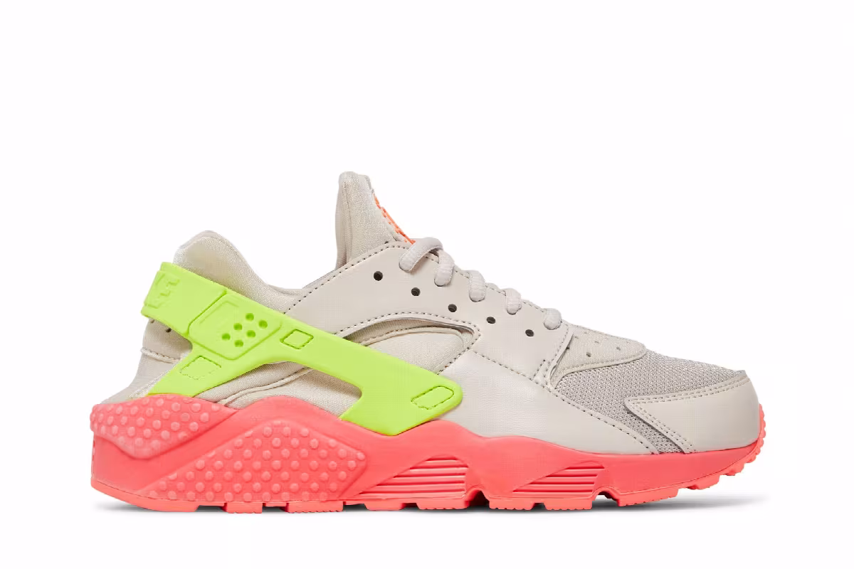 Nike Women's Air Huarache Run Desert Sand, view 2