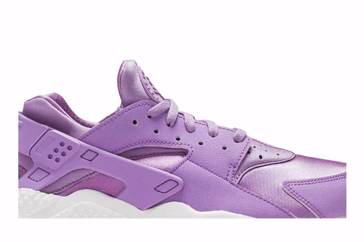 Nike Women's Air Huarache Run FG Fuchsia Glow, view 3