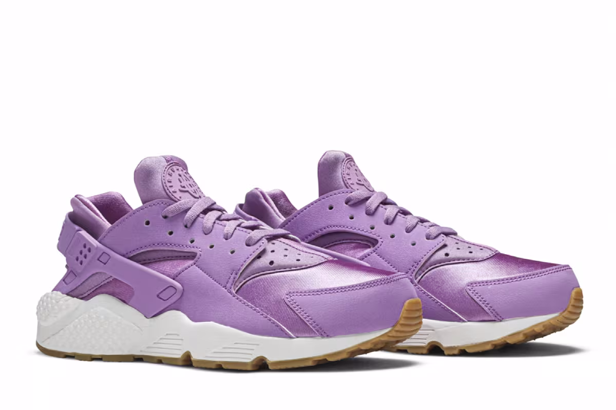 Nike Women's Air Huarache Run FG Fuchsia Glow, view 9