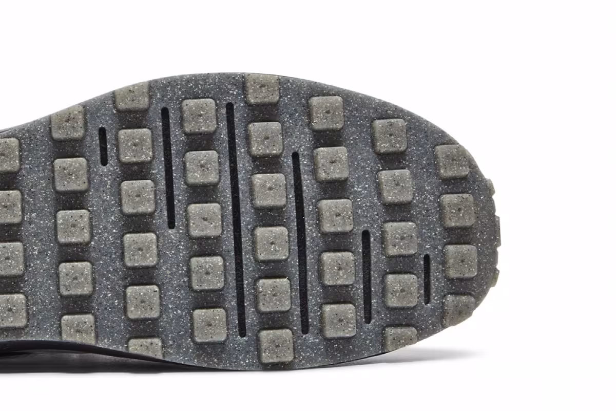Nike Waffle One Black Iron Grey, view 6