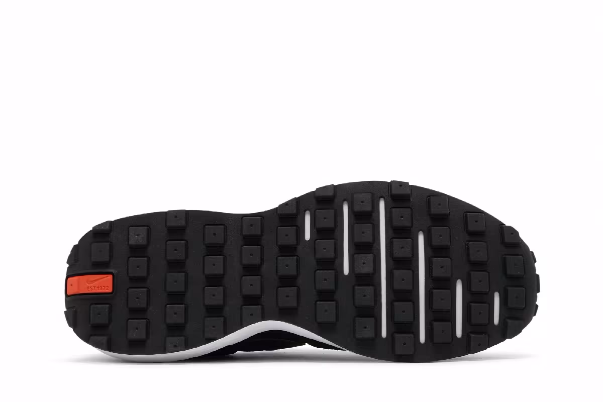Nike Waffle One GS Black, view 5