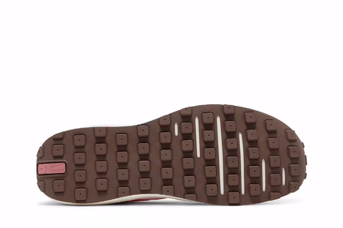 Nike Women's Waffle One Rawdacious, view 5