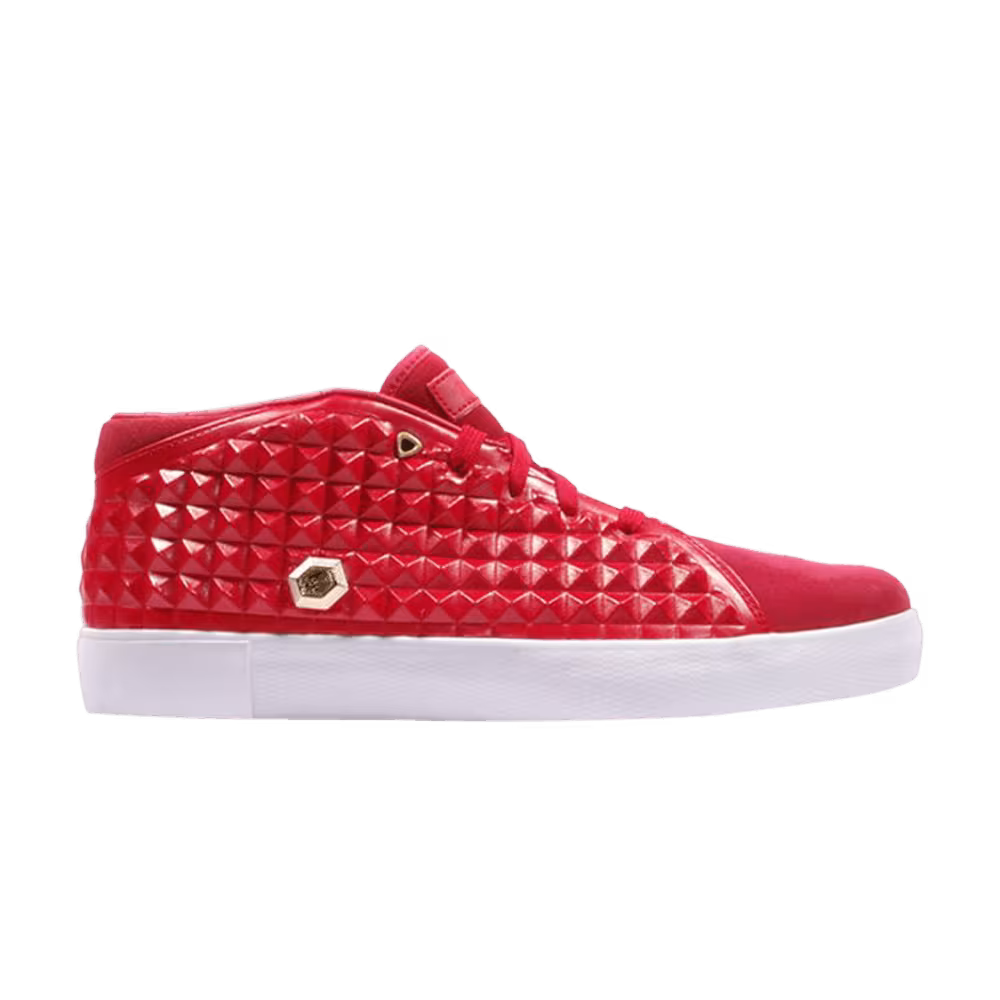 Nike LeBron 13 Lifestyle Gym Red Gold