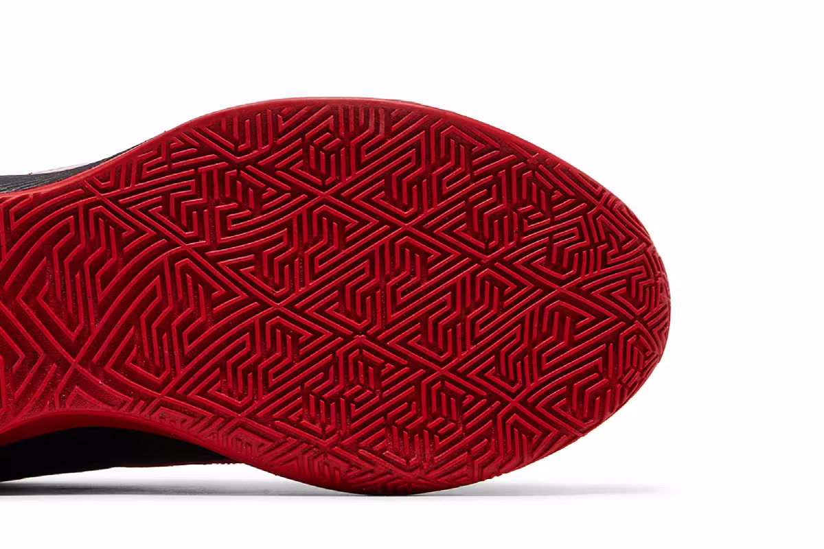 Nike Giannis Freak 6 Bred, view 6