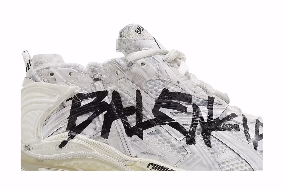 Balenciaga Runner Sneaker Graffiti - White Black, view 3