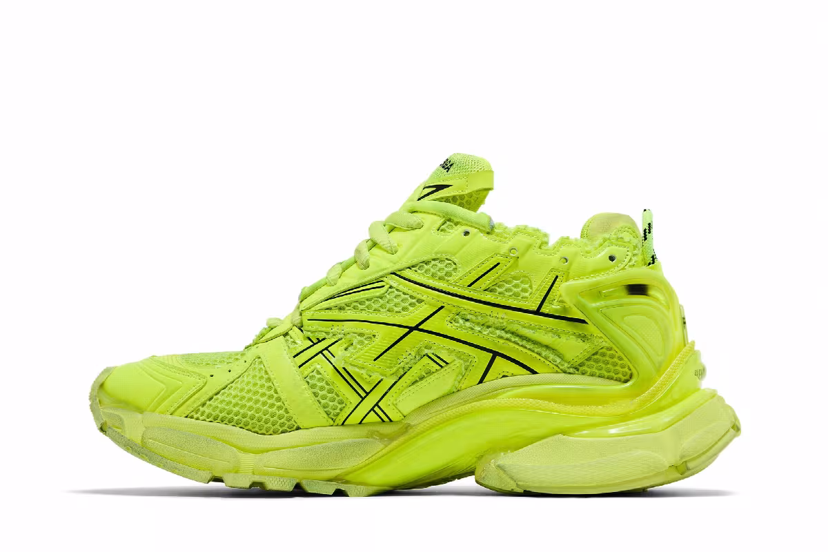 Balenciaga Runner Sneaker Fluo Yellow, view 4