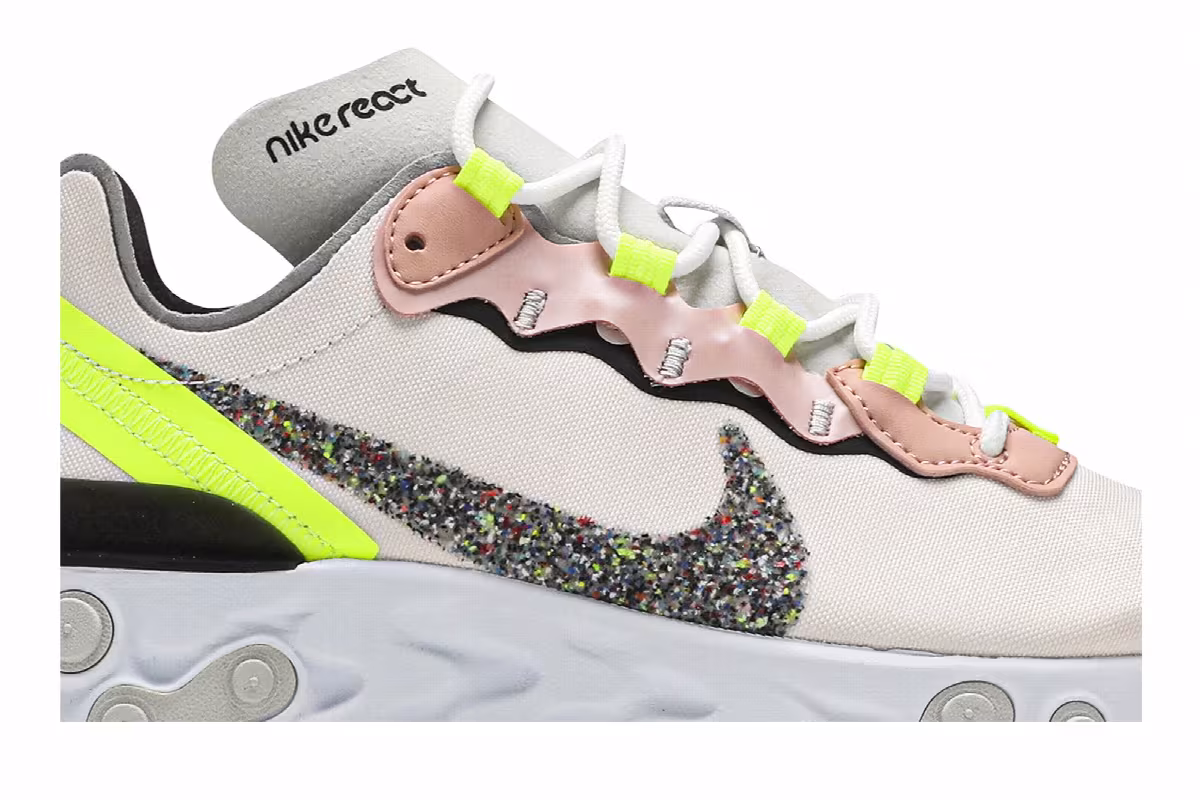 Nike Women's React Element 55 Premium Light Soft Pink Volt, view 3
