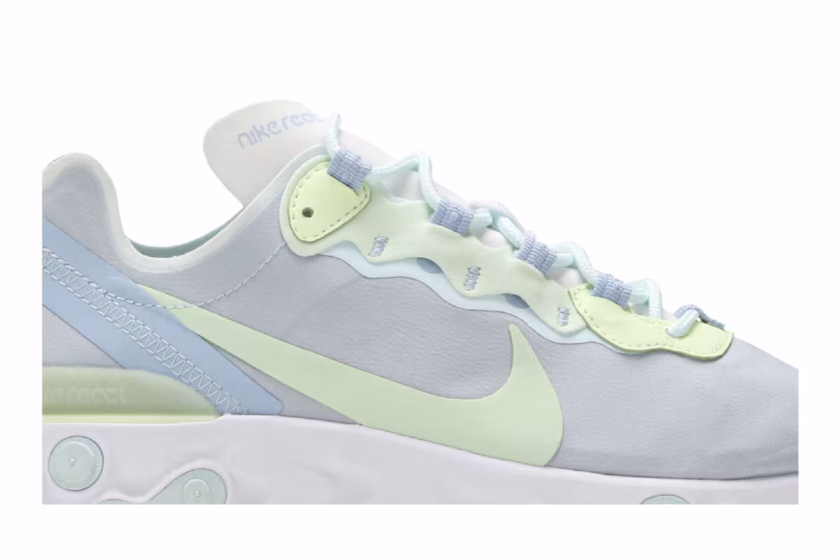Nike Women's React Element 55 Frosted Spruce, view 3