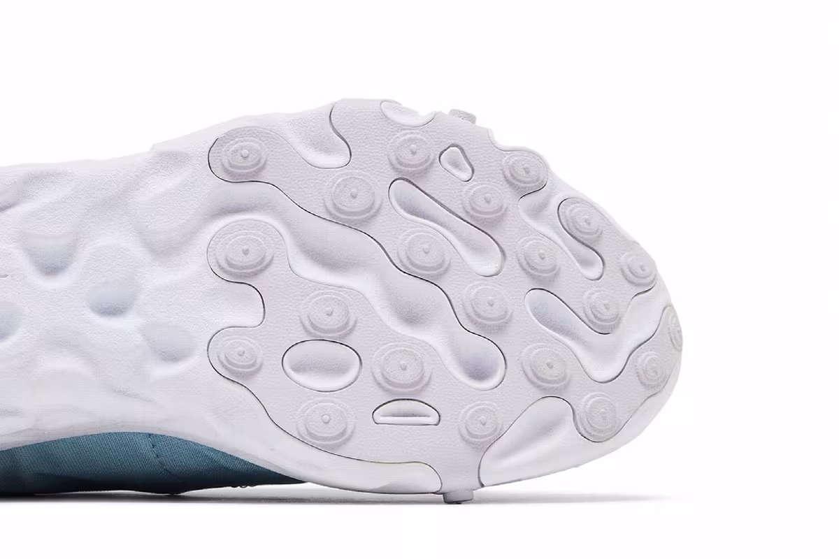 Nike Women's React Element 55 Ocean Cube, view 6