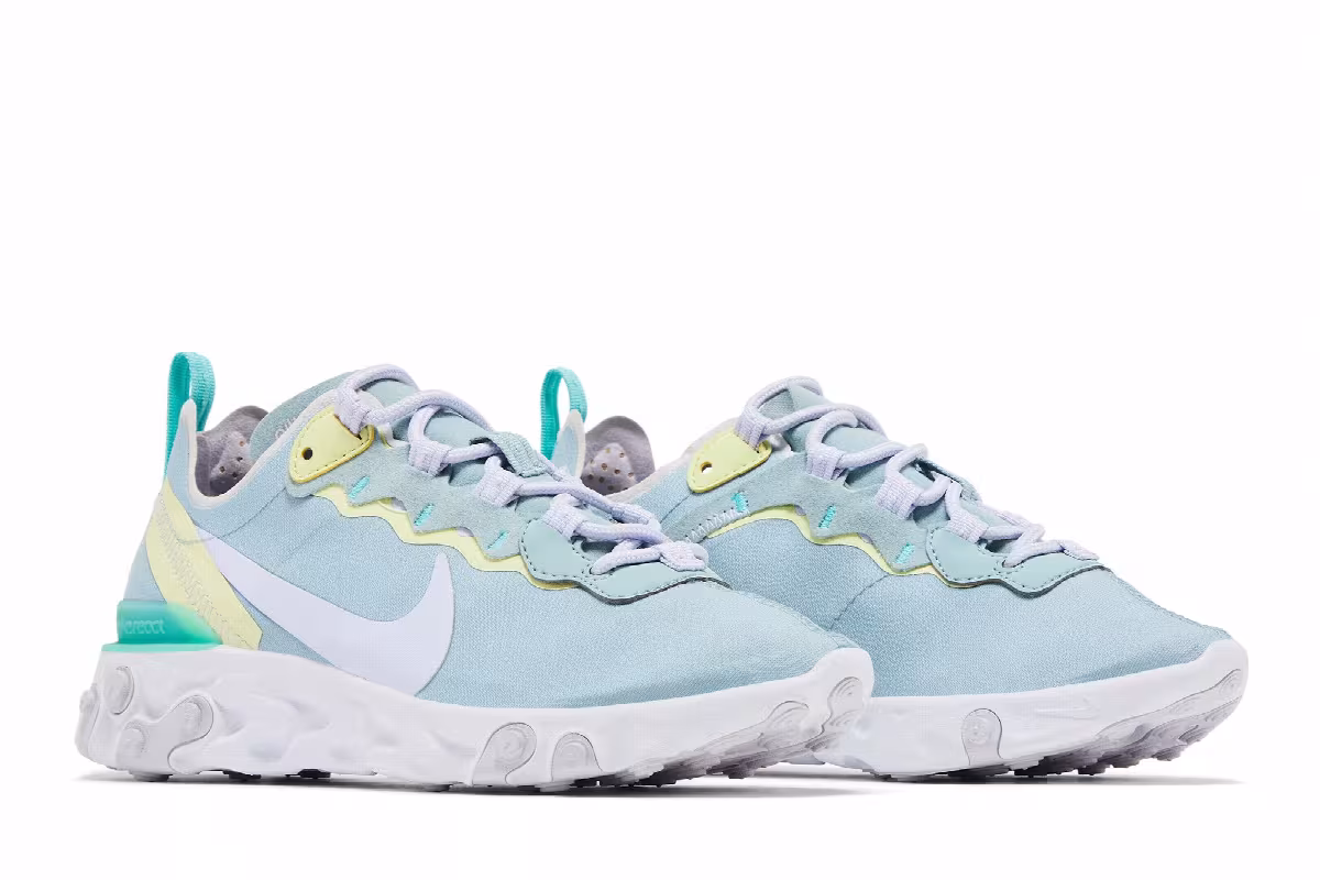 Nike Women's React Element 55 Ocean Cube, view 9
