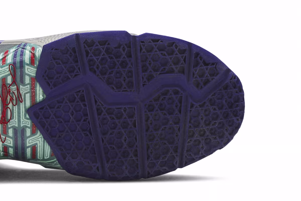 Nike LeBron 11 GS Terracotta Warrior, view 6