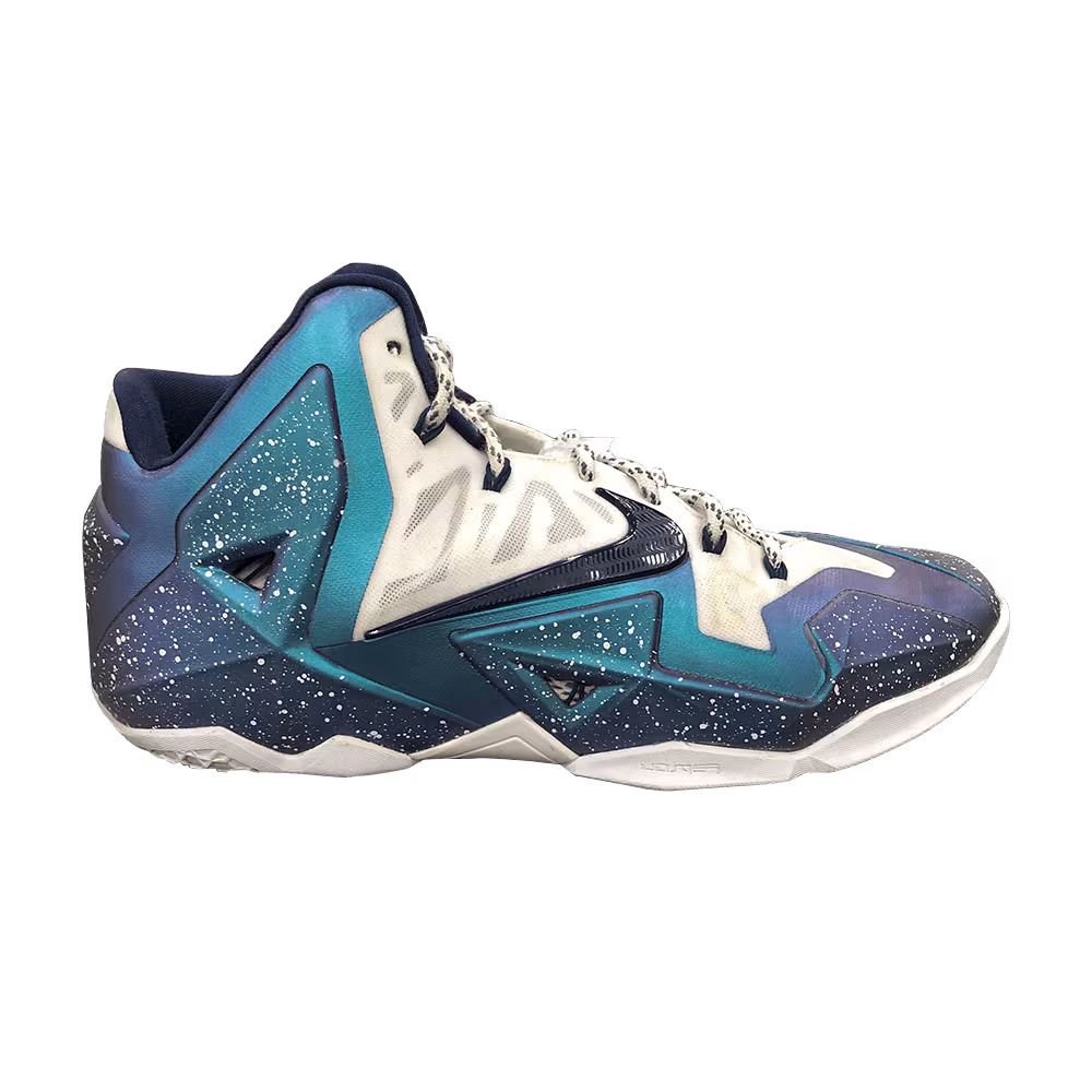 Nike LeBron 11 iD