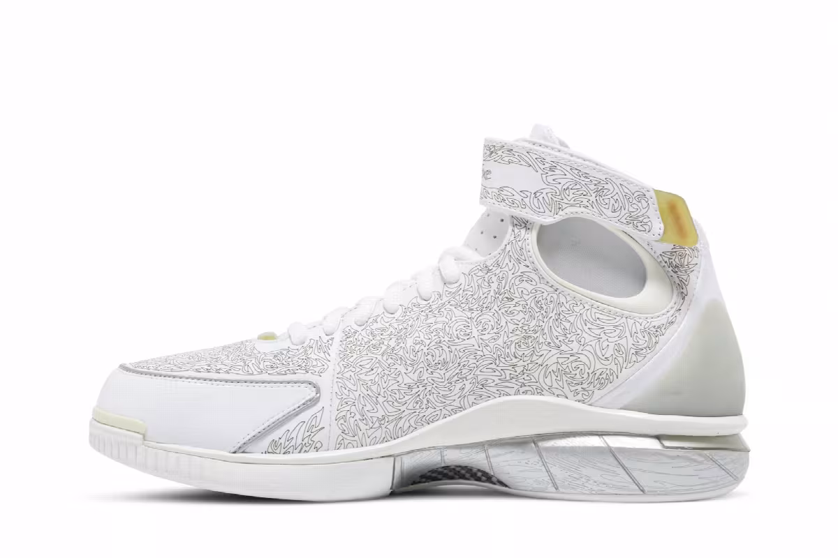 Nike Air Zoom Huarache 2K4 KB Kobe Laser, view 4