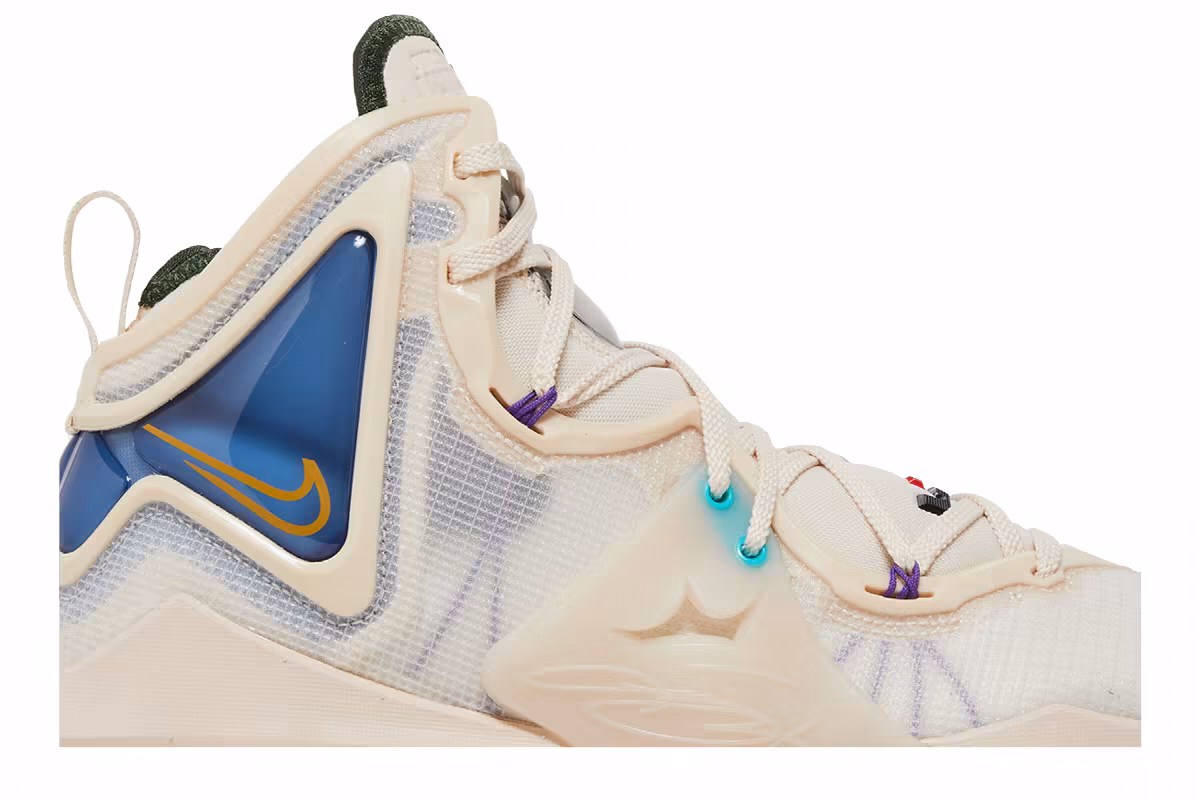 Nike LeBron 19 Minneapolis Lakers, view 3
