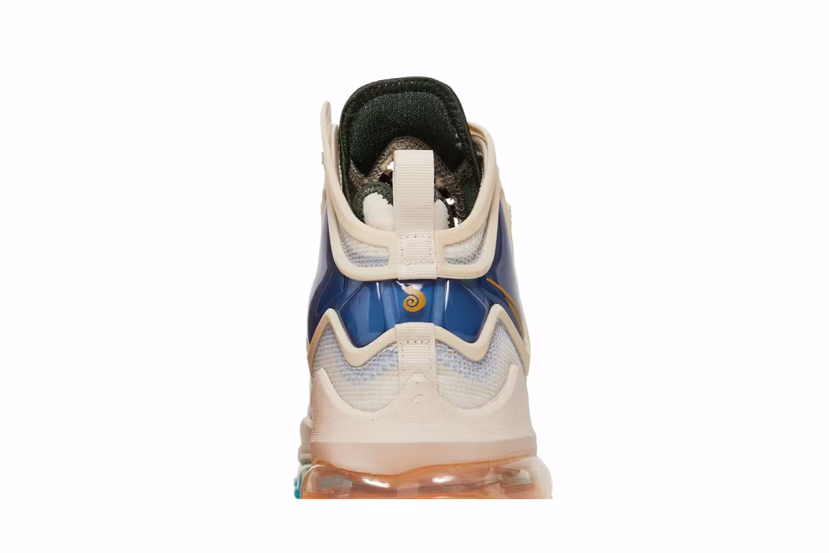 Nike LeBron 19 Minneapolis Lakers, view 8