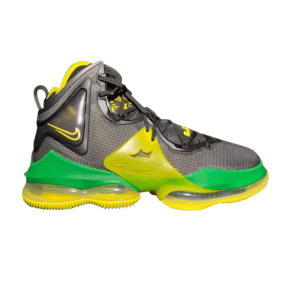 Nike LeBron 19 Oregon Away
