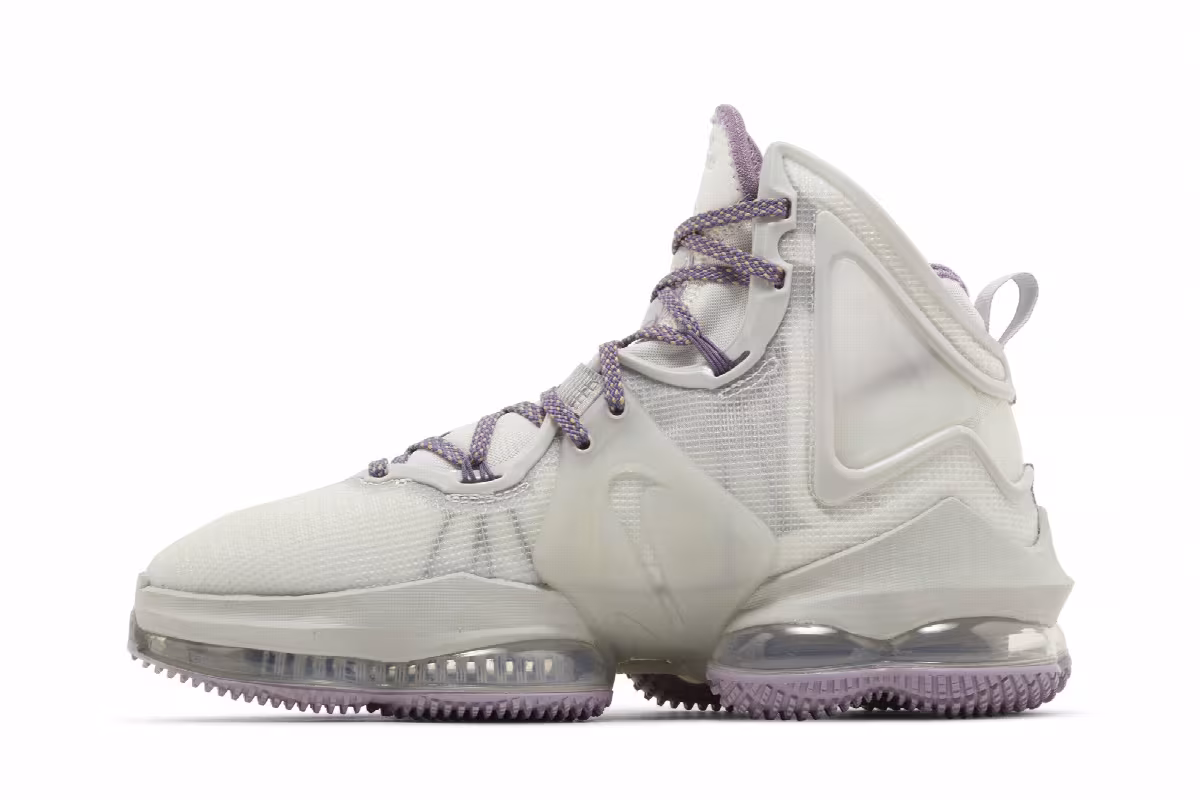 Nike LeBron 19 EP Strive For Greatness, view 4