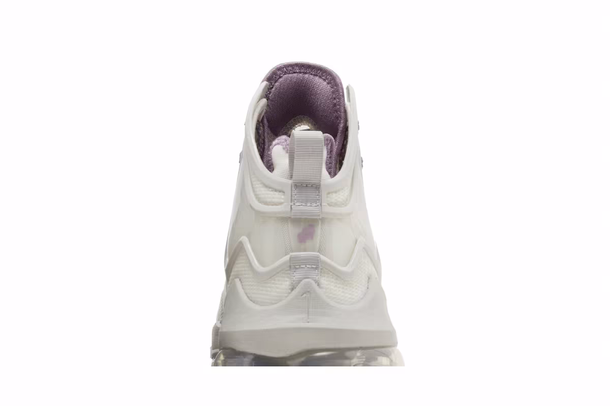 Nike LeBron 19 EP Strive For Greatness, view 8