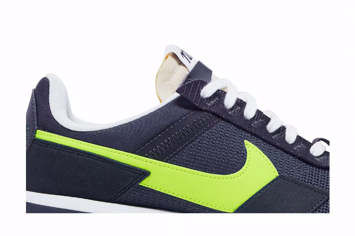 Nike Air Max Pre-Day Deep Royal Blue Volt, view 3