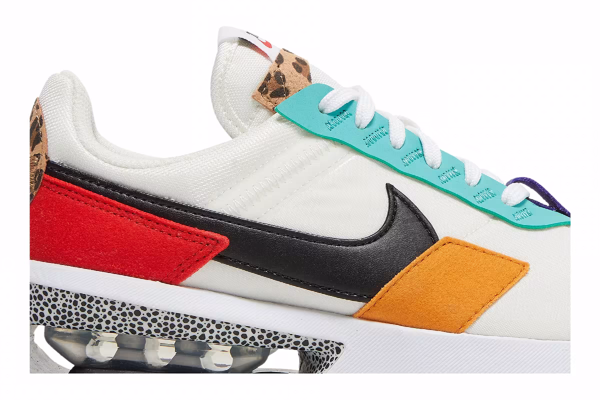 Nike Women's Air Max Pre-Day SE Safari, view 3