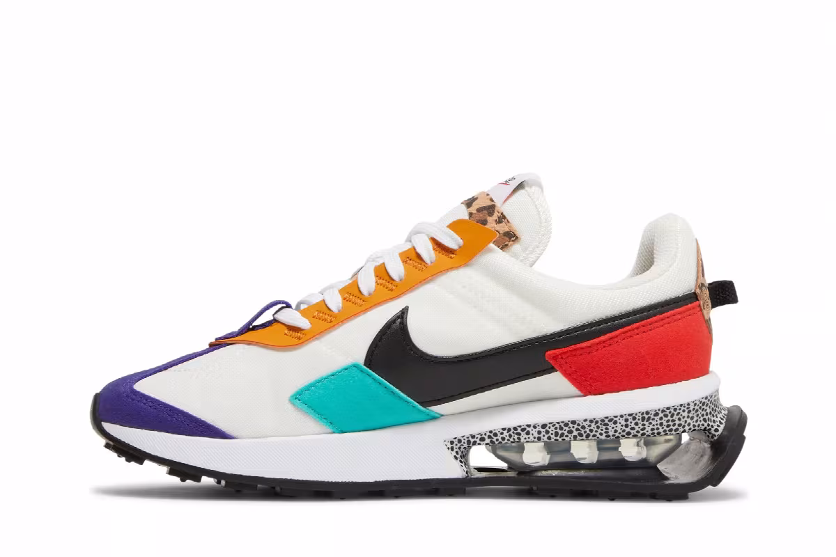 Nike Women's Air Max Pre-Day SE Safari, view 4