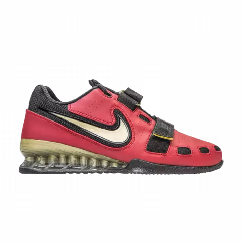 Nike Romaleos 2 'Varsity Red Metallic Gold' Sample