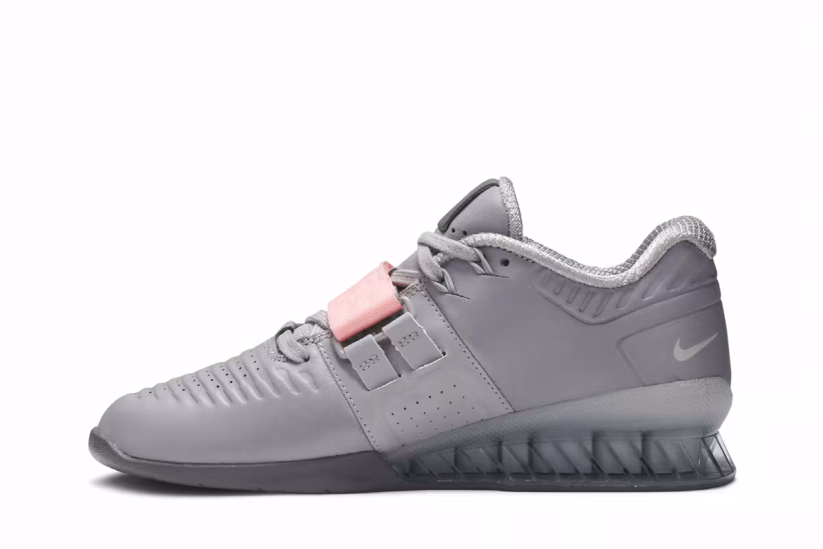 Nike Romaleos 3 XD Atmosphere Grey Pink Tint, view 4