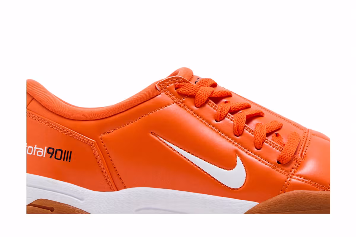 Nike Total 90 3 SP Safety Orange, view 3