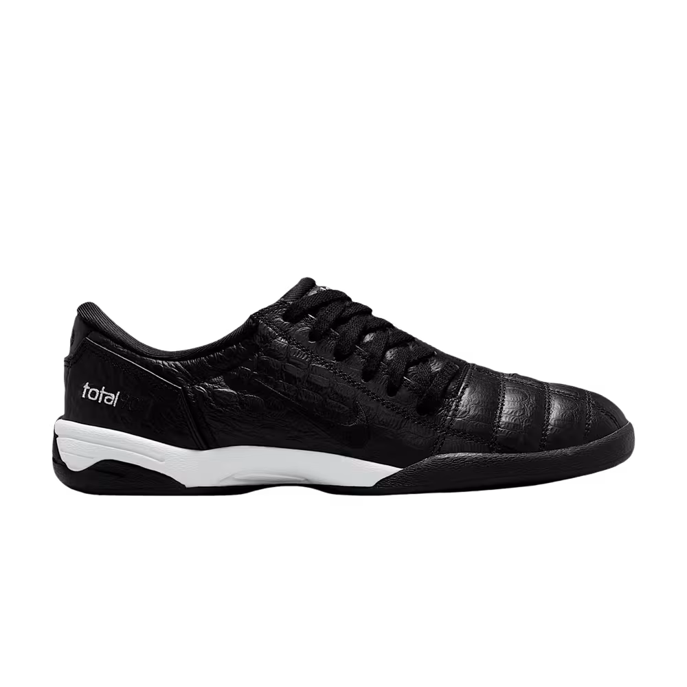 Nike Women's Total 90 Black White