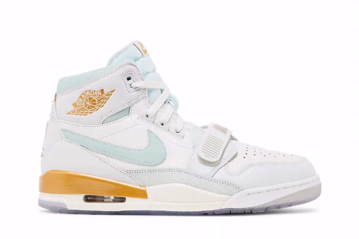 Air Jordan Legacy 312 Sail Pistachio Frost, view 2