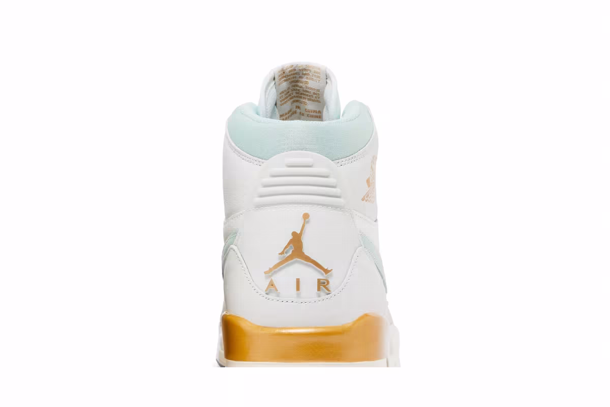 Air Jordan Legacy 312 Sail Pistachio Frost, view 8