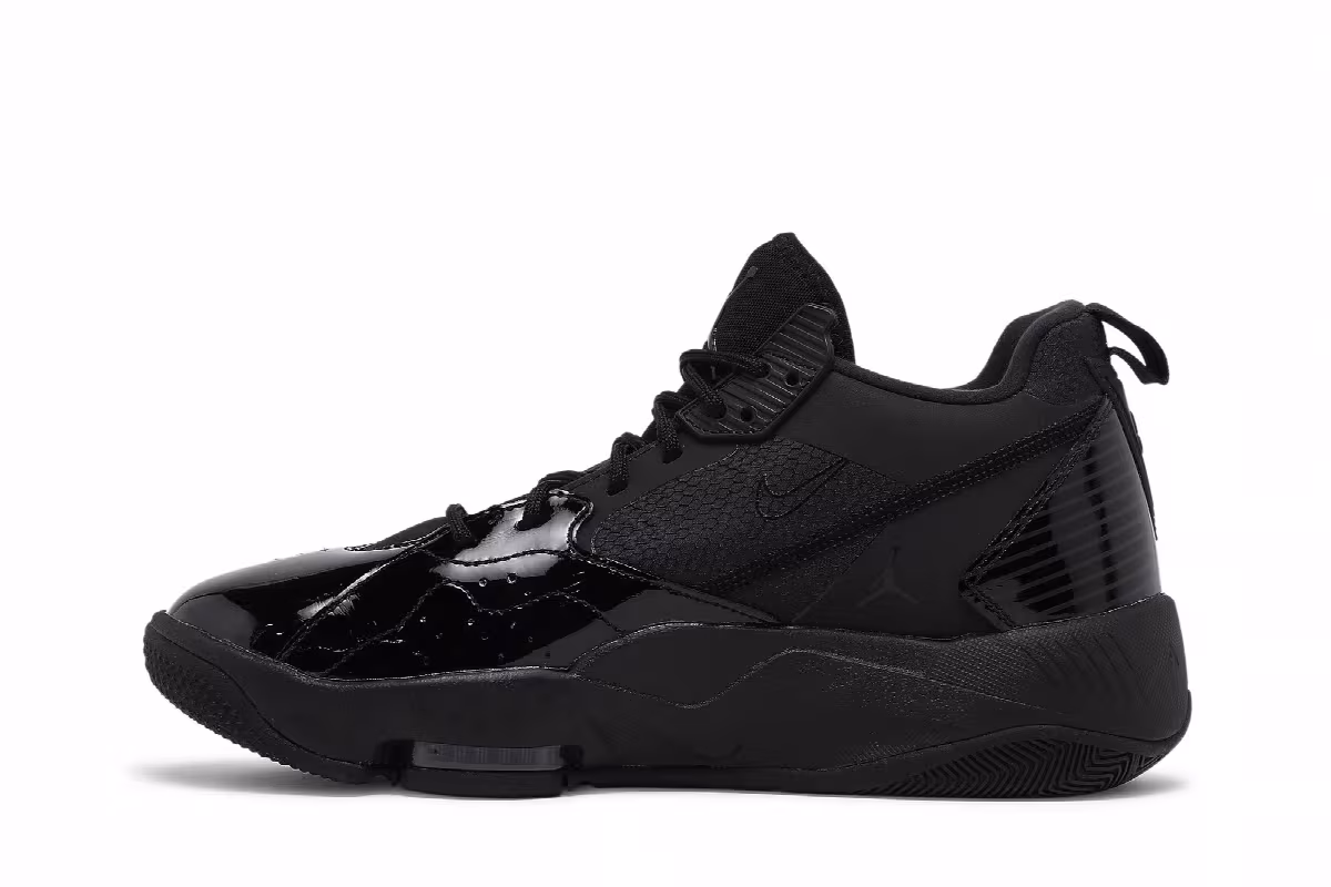 Air Jordan Zoom Triple Black, view 4