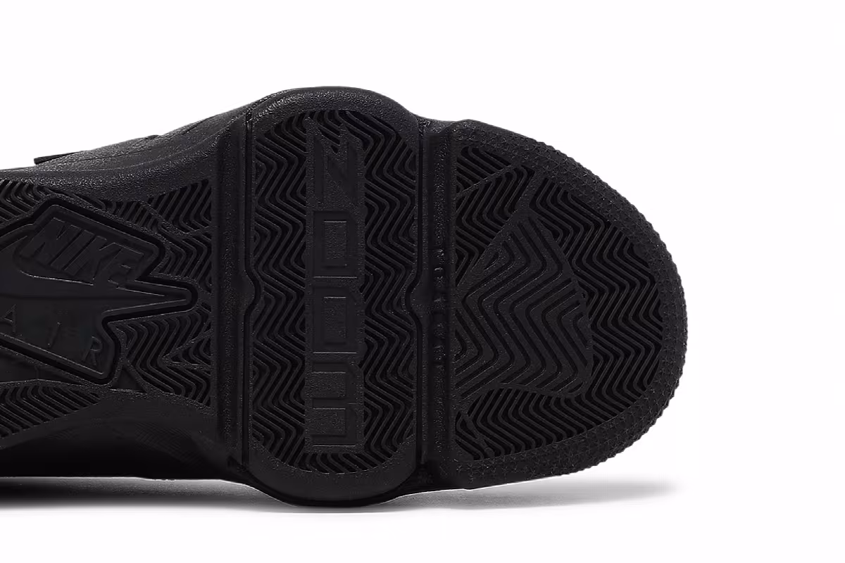 Air Jordan Zoom Triple Black, view 6