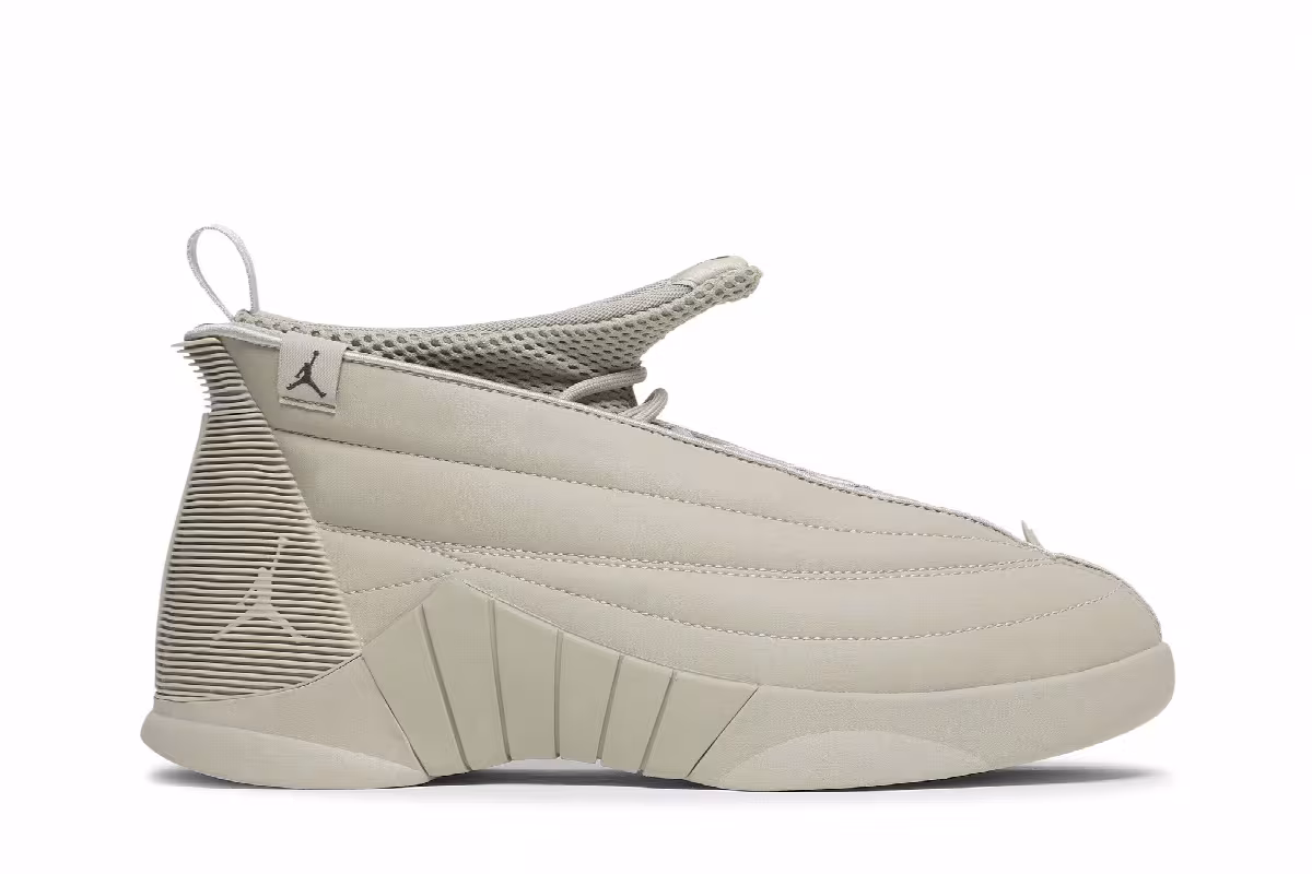 Billie Eilish x Women's Air Jordan 15, view 2