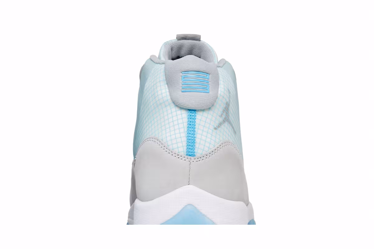 Air Jordan 11 Adapt Legend Blue, view 8