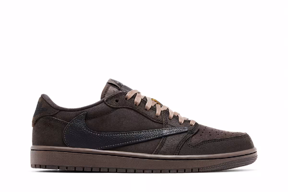 Travis Scott x Air Jordan 1 Low OG SP Velvet Brown, view 2