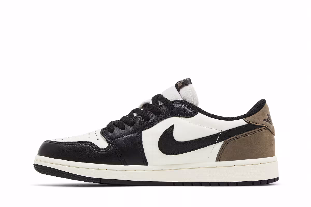 Air Jordan 1 Low OG Mocha, view 4