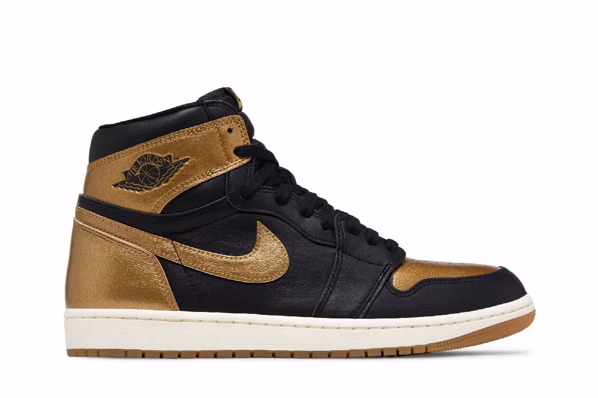 Air Jordan 1 High OG Black Gold, view 2