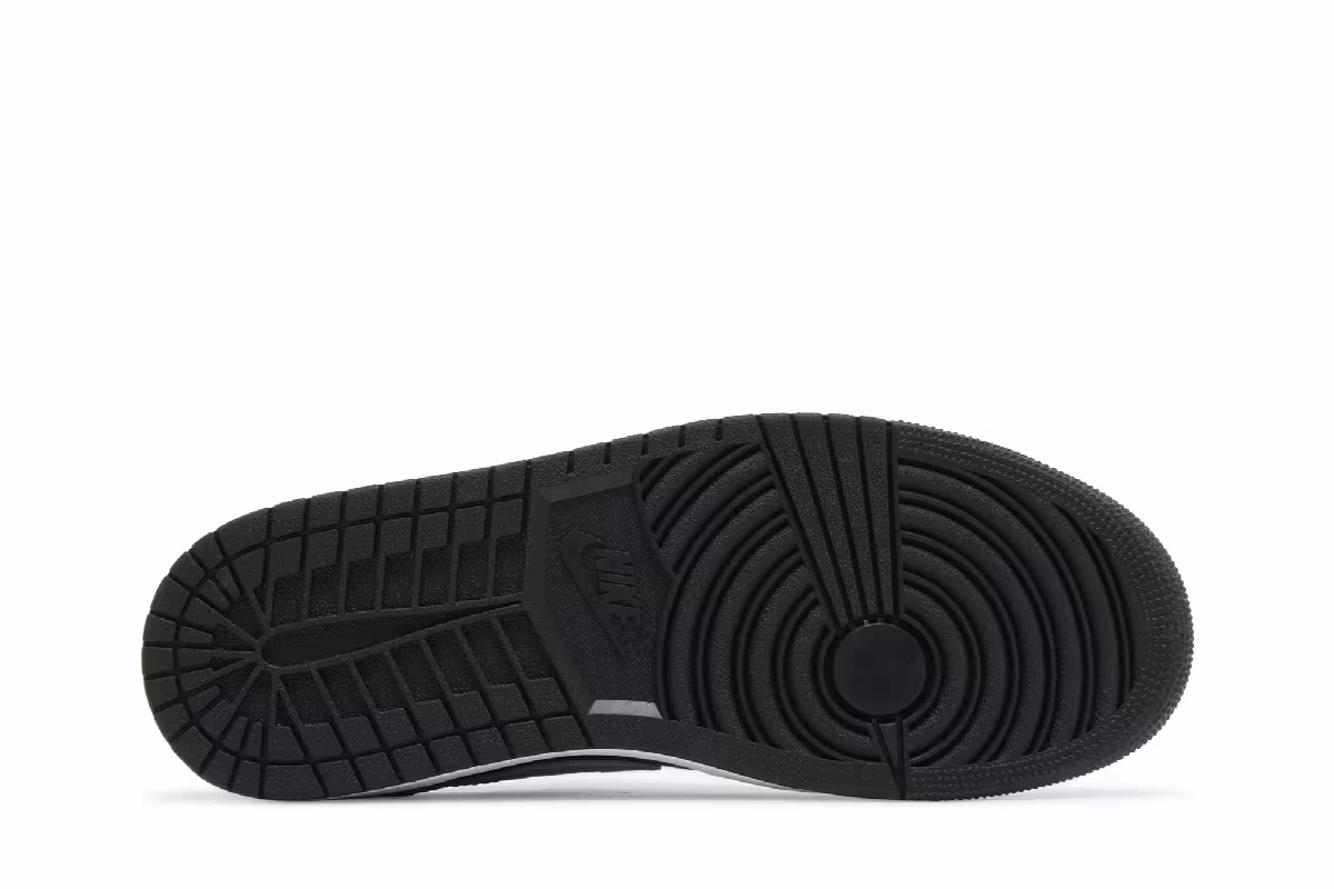 Air Jordan 1 Low OG Shadow 2024, view 5