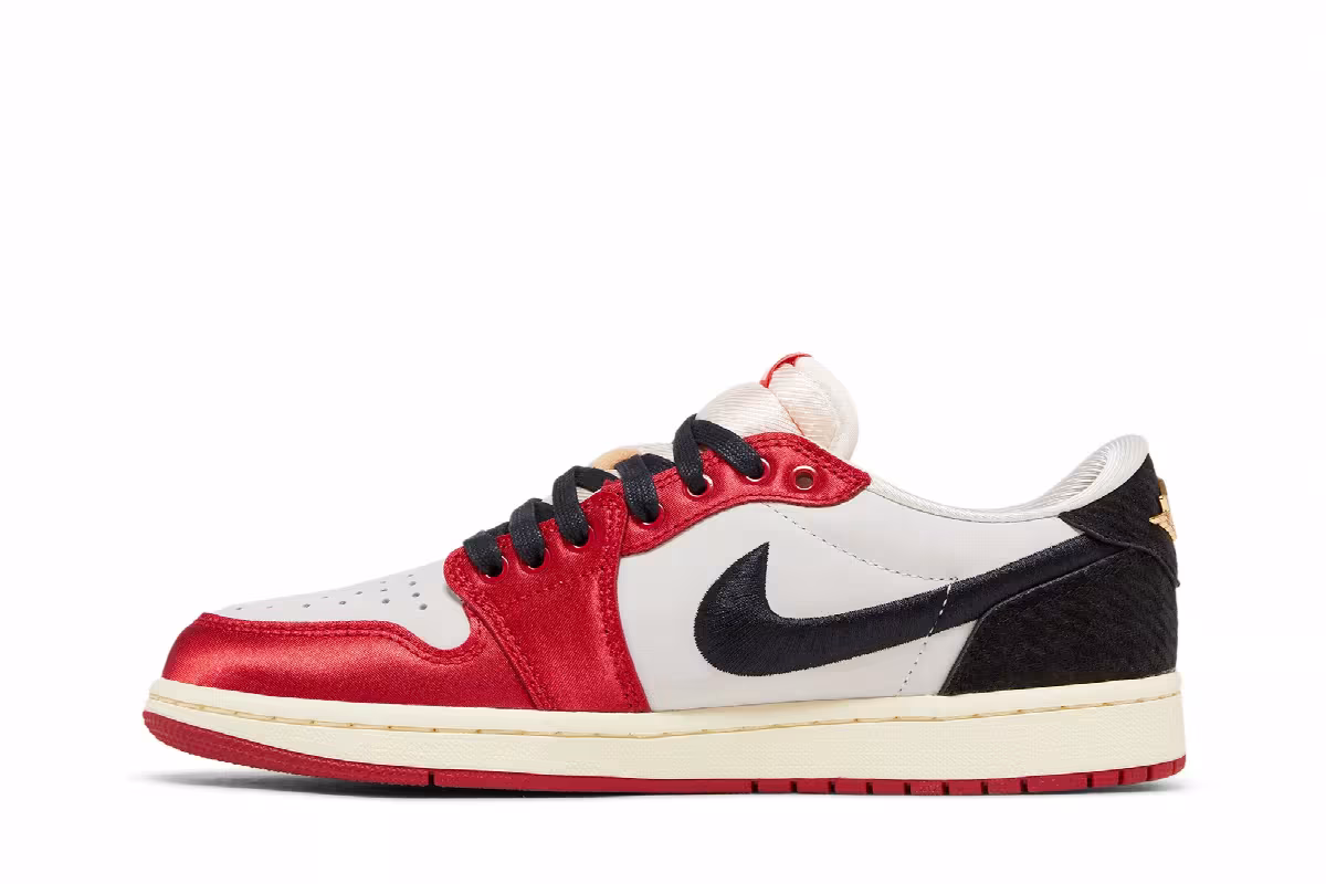 Trophy Room x Air Jordan 1 Low OG SP Rookie Card - Away, view 4