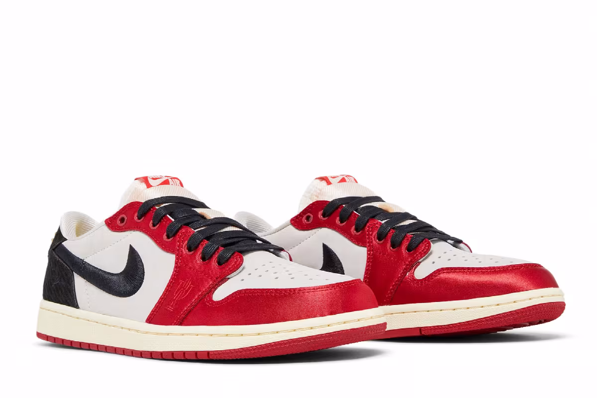 Trophy Room x Air Jordan 1 Low OG SP Rookie Card - Away, view 9
