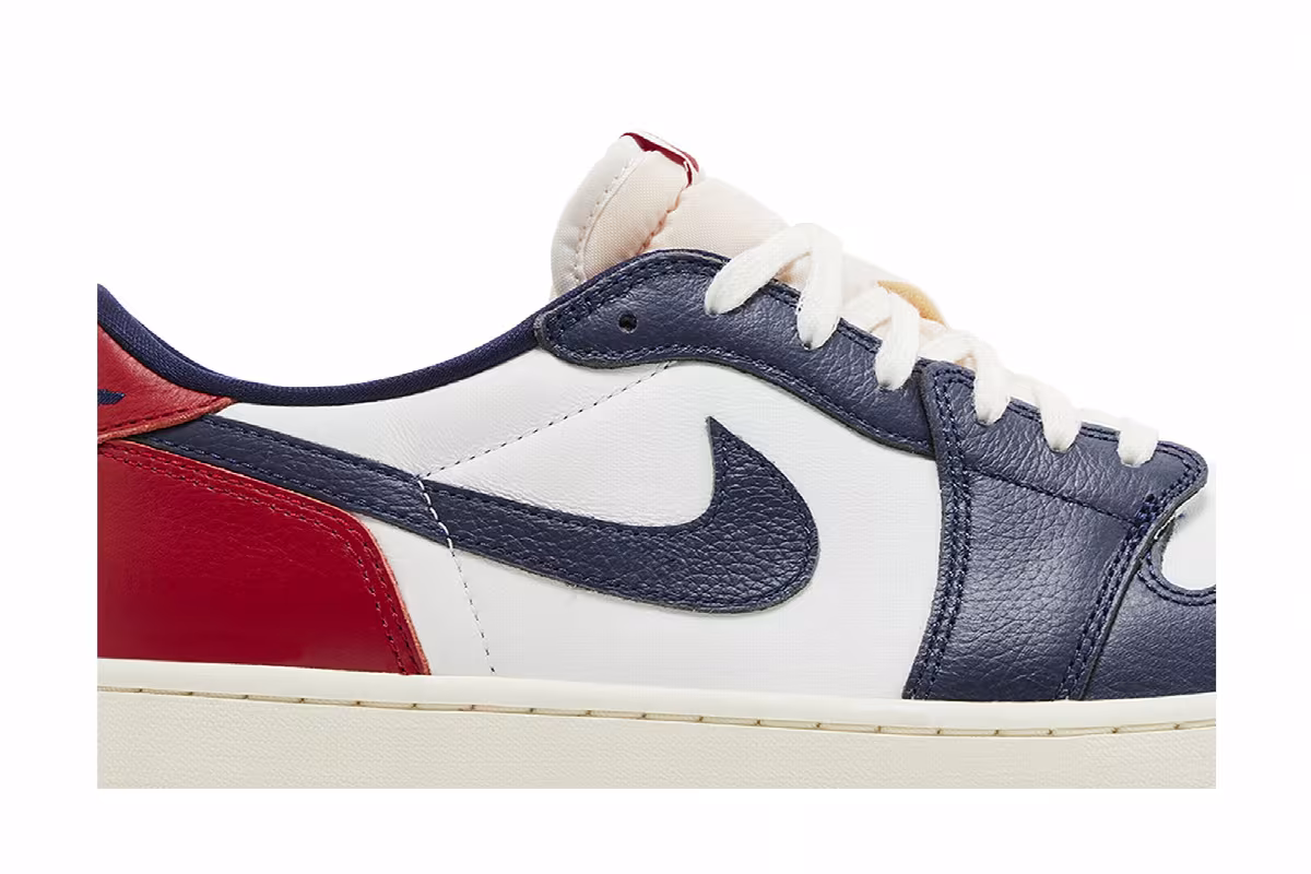 Air Jordan 1 Low OG Howard University, view 3