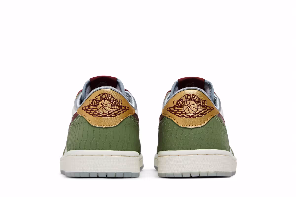 Air Jordan 1 Low OG Year of the Dragon, view 7