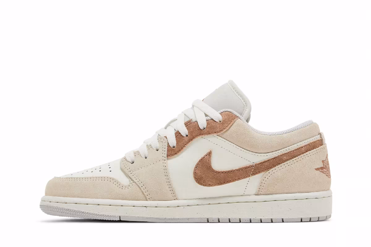 Air Jordan 1 Low SE Sail Archaeo Brown, view 4