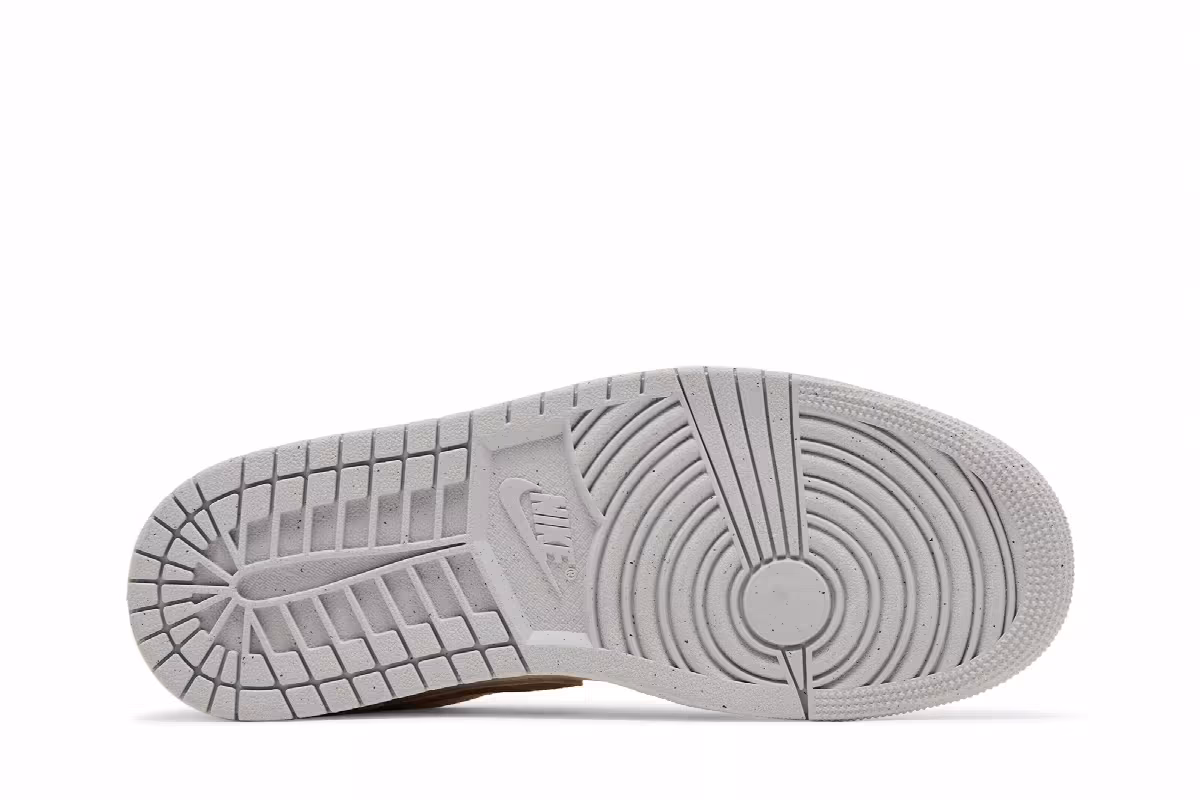 Air Jordan 1 Low SE Sail Archaeo Brown, view 5