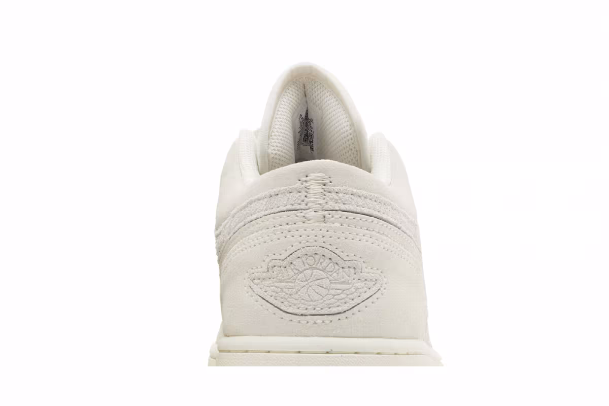Air Jordan 1 Low SE Craft Pale Ivory, view 8